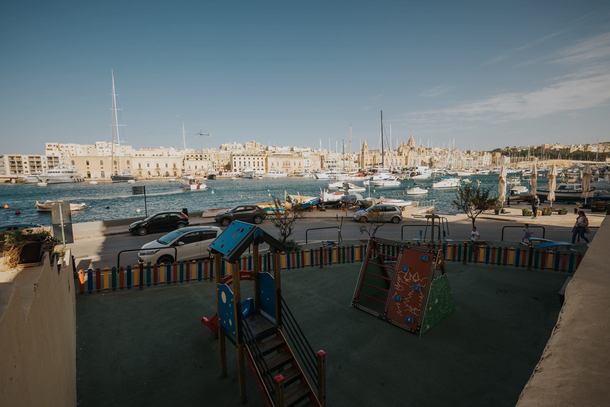 Isla - Outdoor Gym - 437 - shaunspiteri